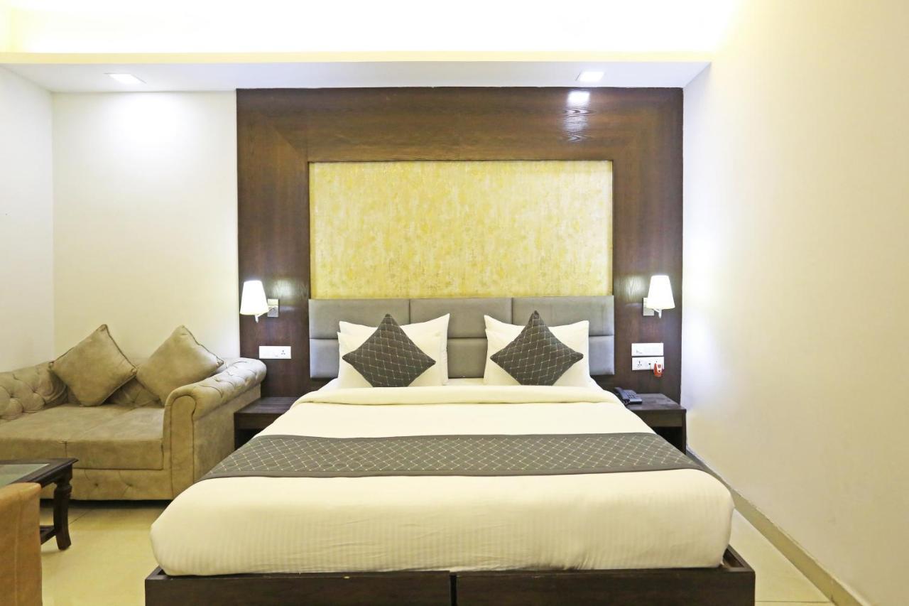 Hotel Park Tree Near Delhi Airport New Delhi Exterior photo