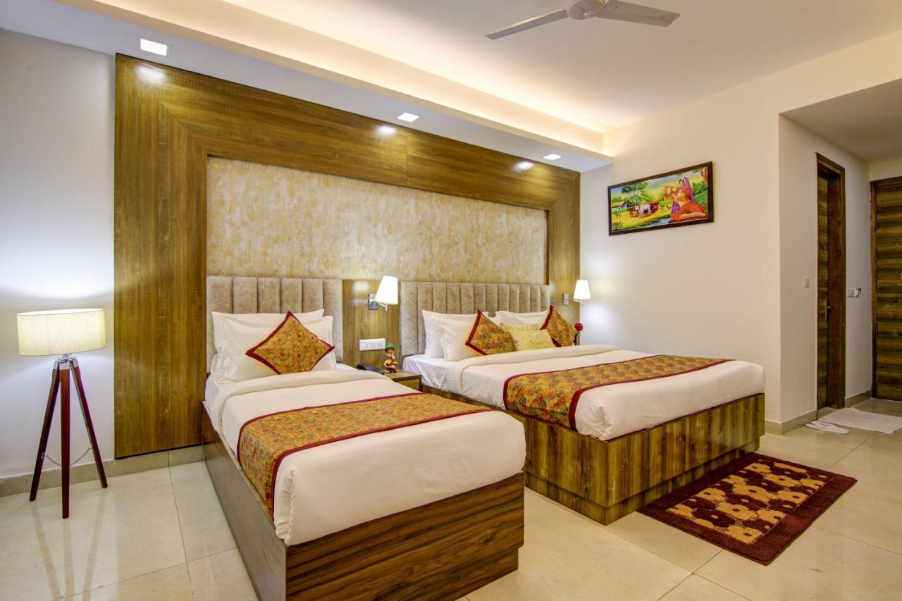 Hotel Park Tree Near Delhi Airport New Delhi Exterior photo