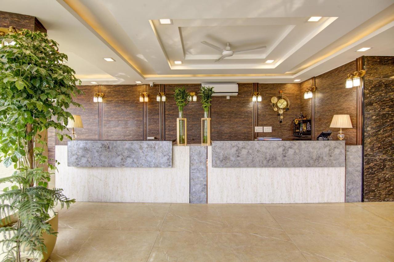 Hotel Park Tree Near Delhi Airport New Delhi Exterior photo