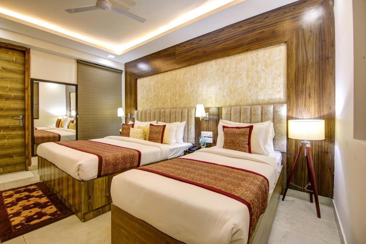 Hotel Park Tree Near Delhi Airport New Delhi Exterior photo