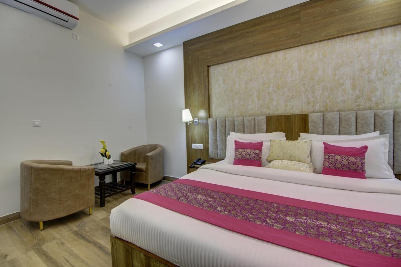 Hotel Park Tree Near Delhi Airport New Delhi Exterior photo
